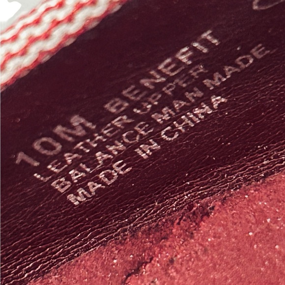 Aerosoles Elegant Burgundy Heels w/ peep toe and dectortave bow Sz 10 - Picture 8 of 11